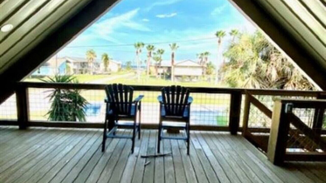 Photo of Patio Balcony in Port O Connor