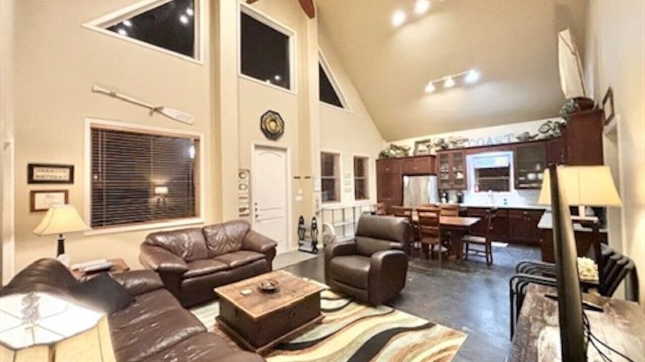 Photo of Livingroom in Port O Connor