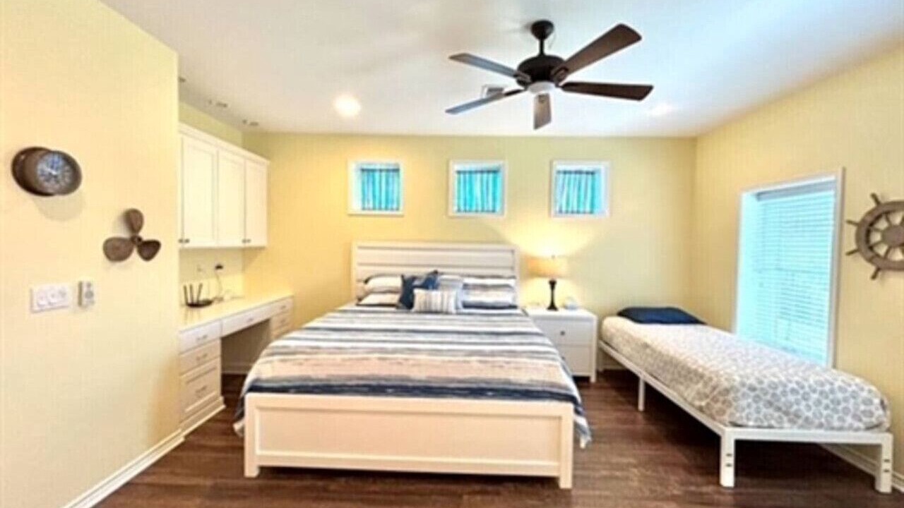 Photo of Bedroom in Port O Connor