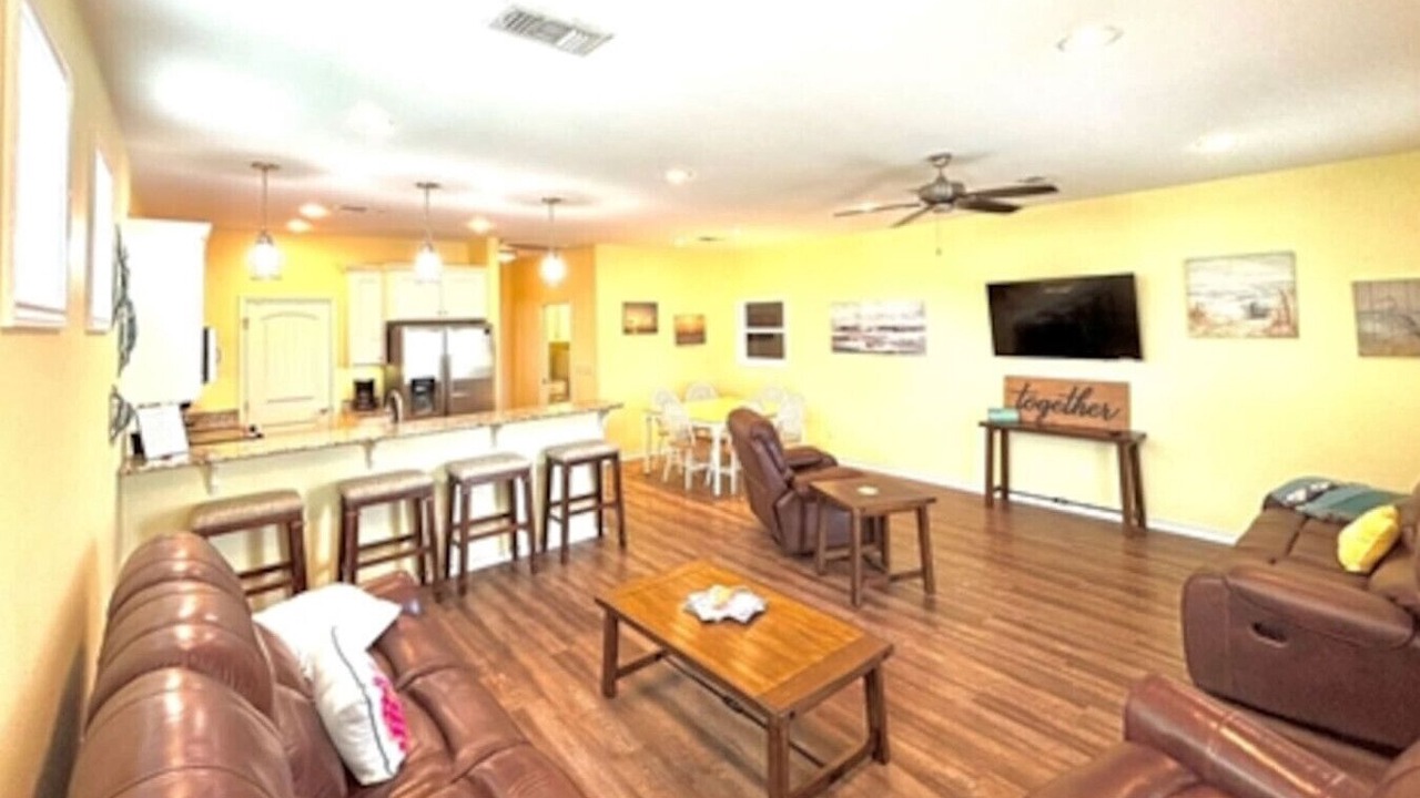 Photo of Livingroom in Port O Connor