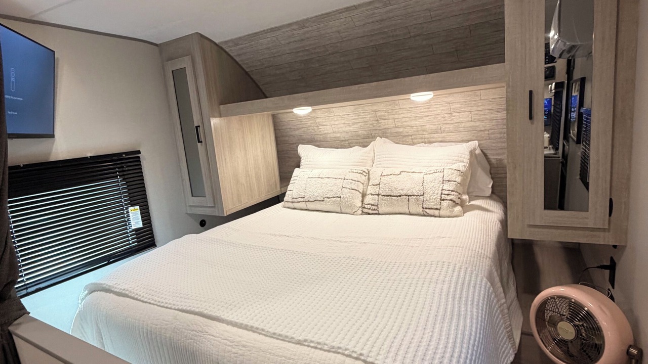 Photo of Bedroom in Springtown