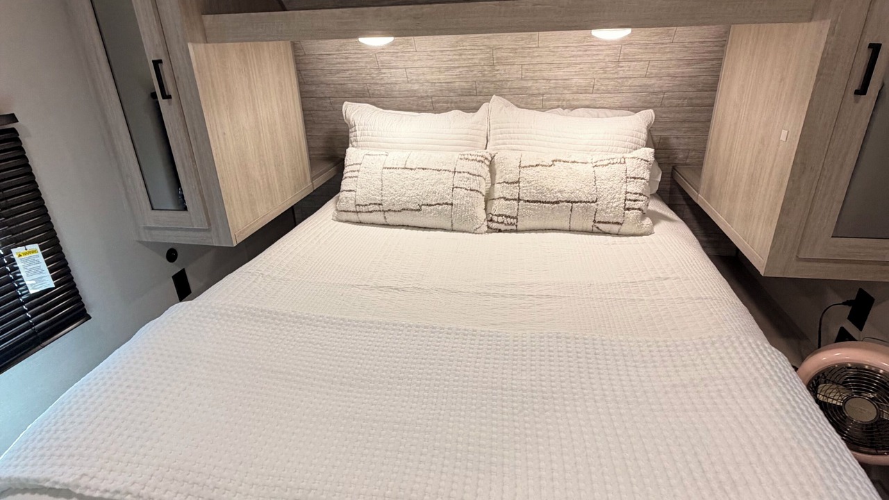 Photo of Bedroom in Springtown