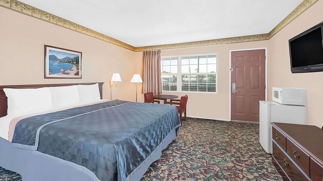 Photo of Bedroom in Pecos