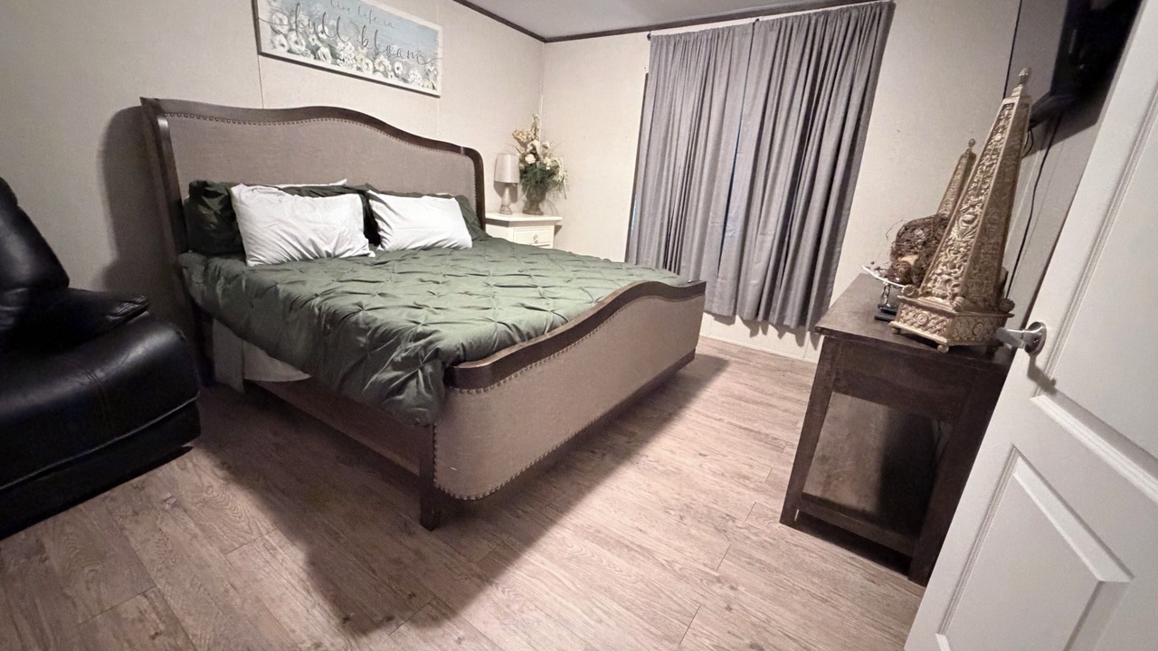 Photo of Bedroom in Ben Franklin