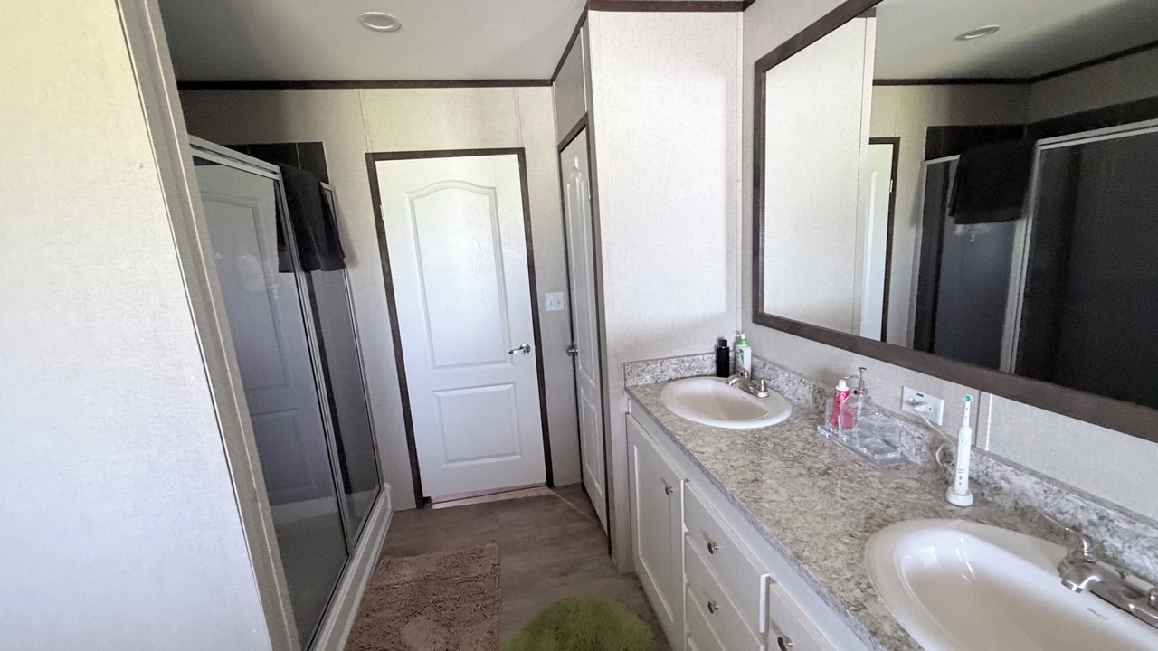Photo of Bathroom in Ben Franklin