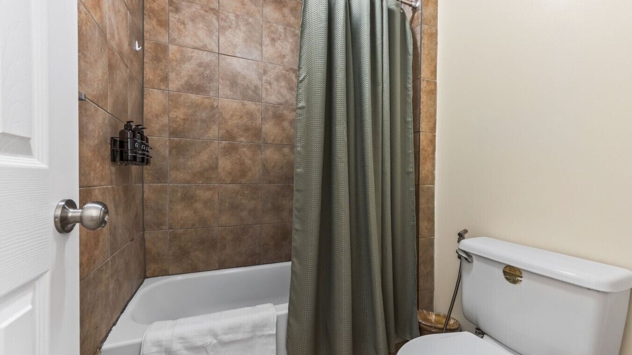 Photo of Bathroom in Lee's Summit