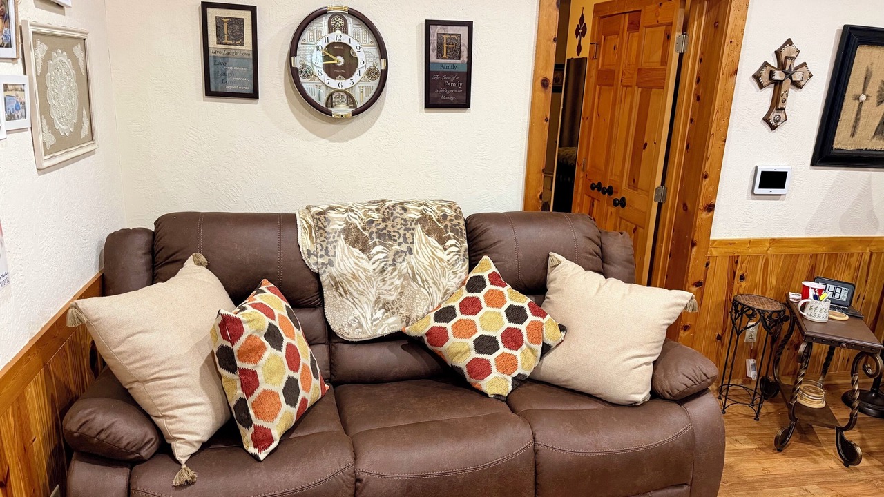 Photo of Livingroom in Bryan