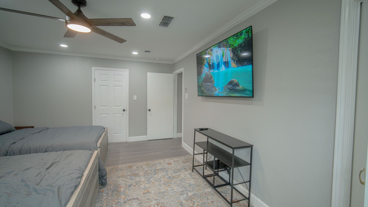 Photo of Bedroom in Midland