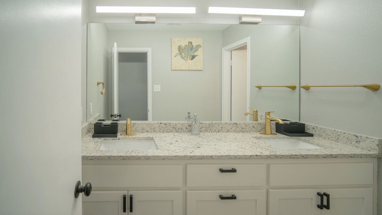 Photo of Bathroom in Midland
