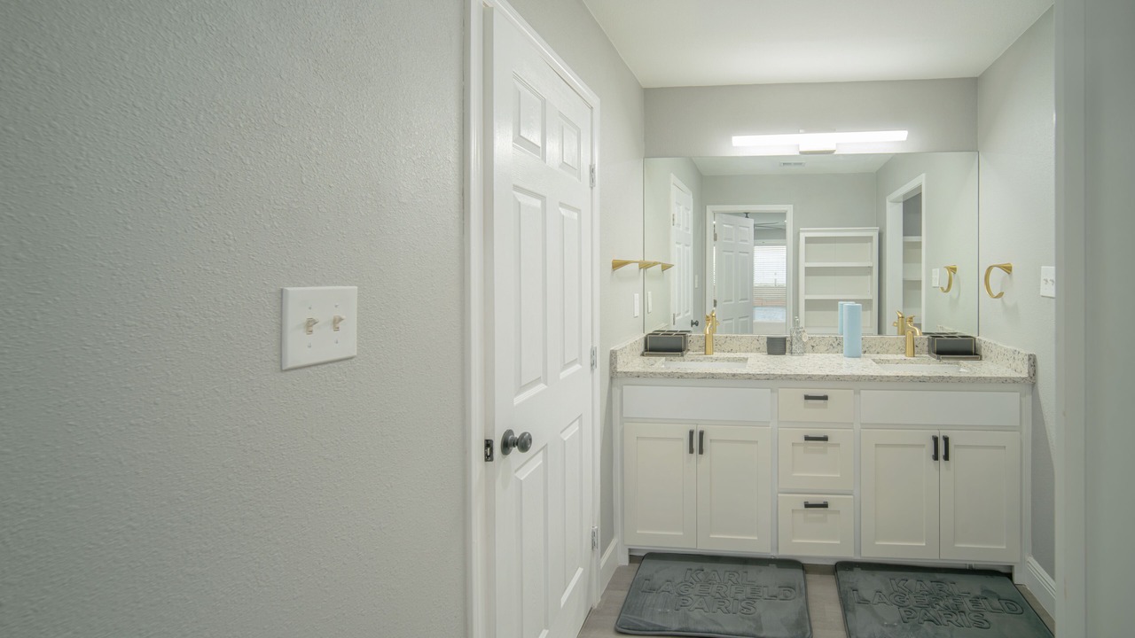 Photo of Bathroom in Midland