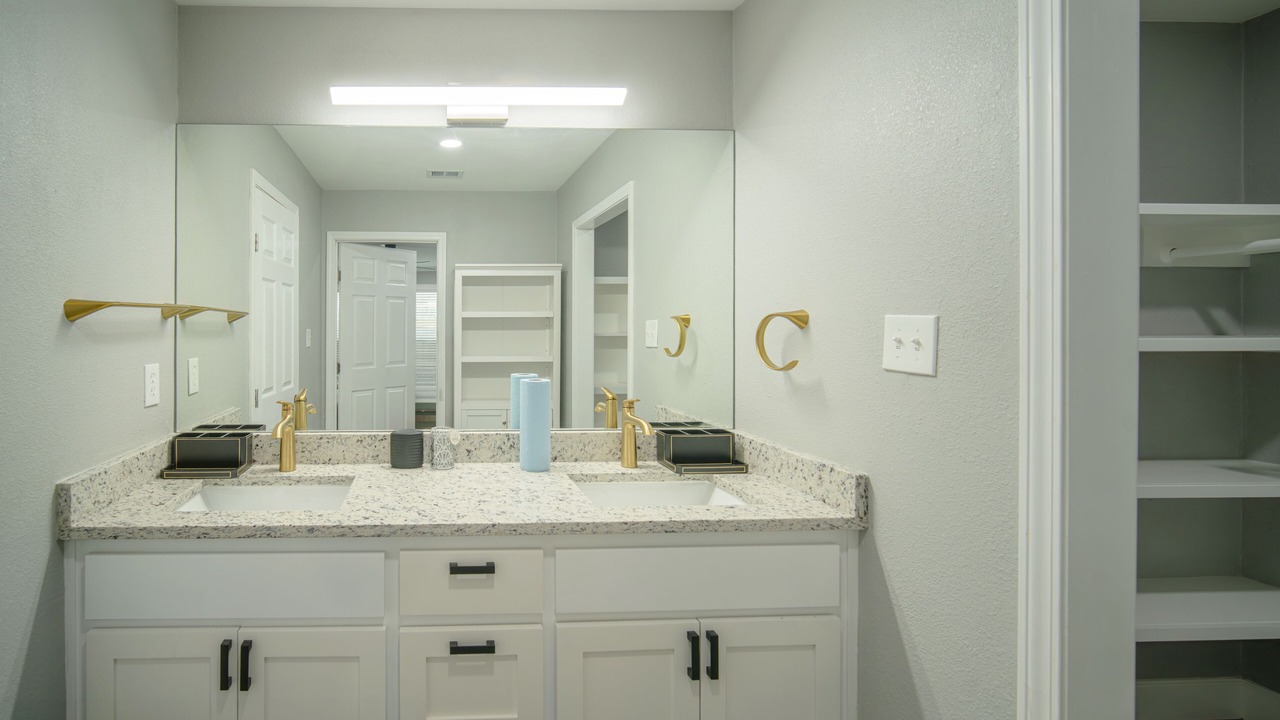 Photo of Bathroom in Midland