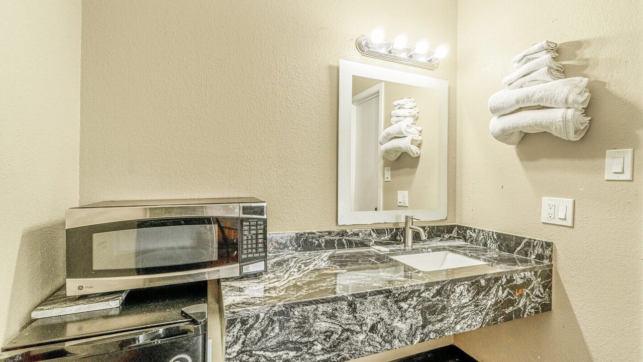 Photo of Bathroom in Rockdale