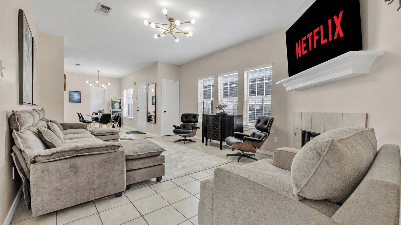 Photo of Livingroom in College Station