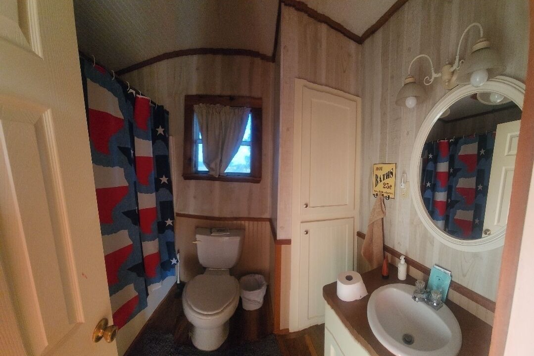 Photo of Bathroom in Nacogdoches