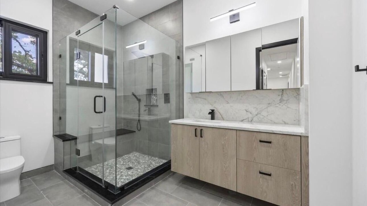 Photo of Bathroom in Quinlan