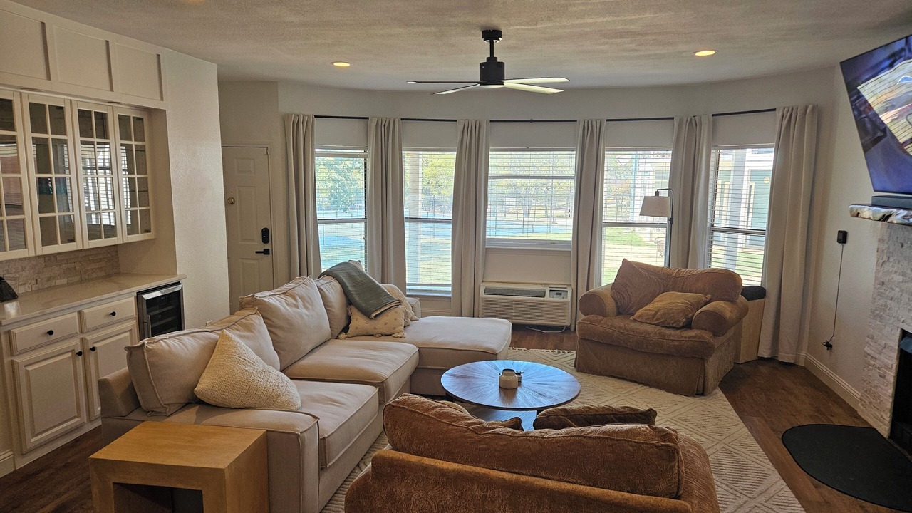 Photo of Livingroom in Pottsboro