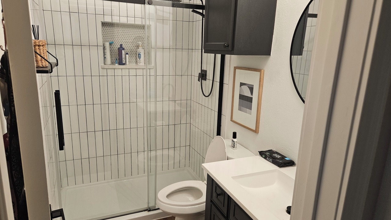 Photo of Bathroom in Pottsboro