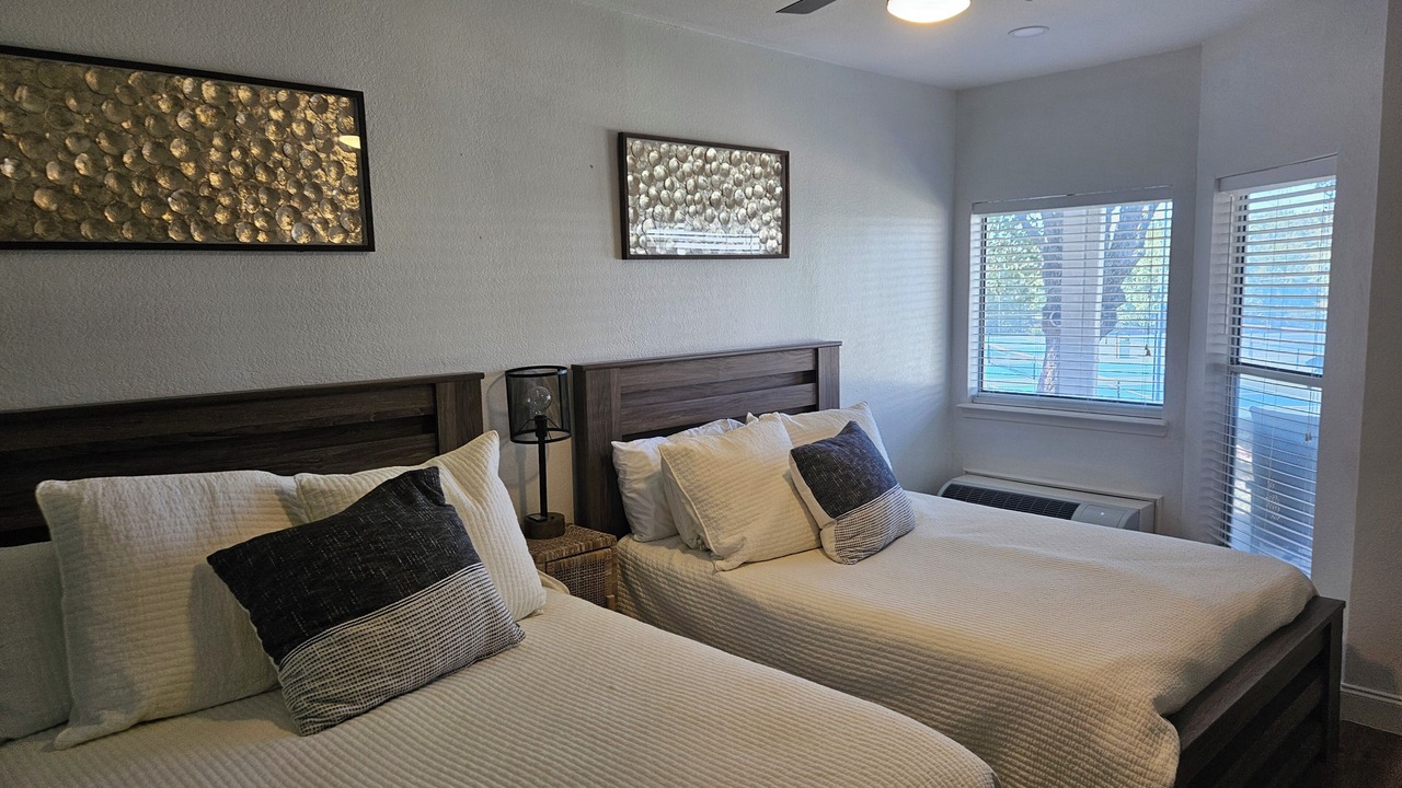 Photo of Bedroom in Pottsboro