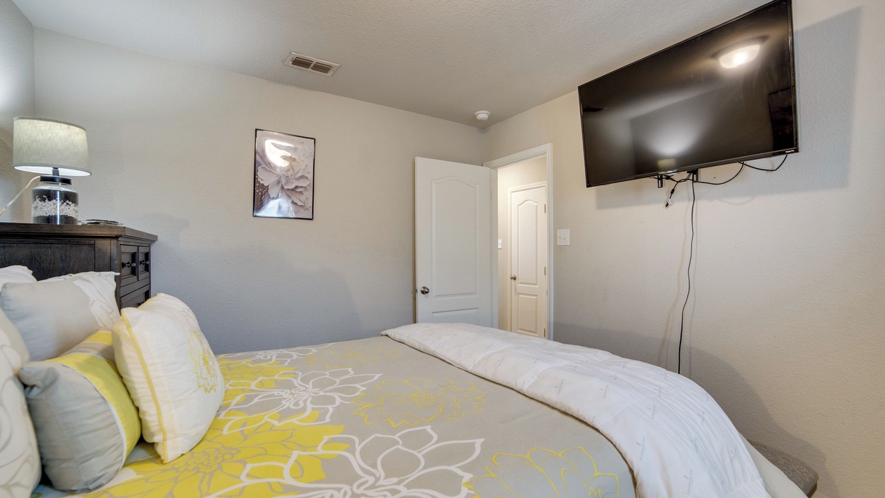Photo of Bedroom in Forney