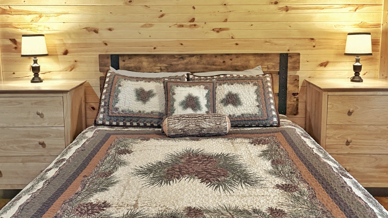 Photo of Bedroom in Squires