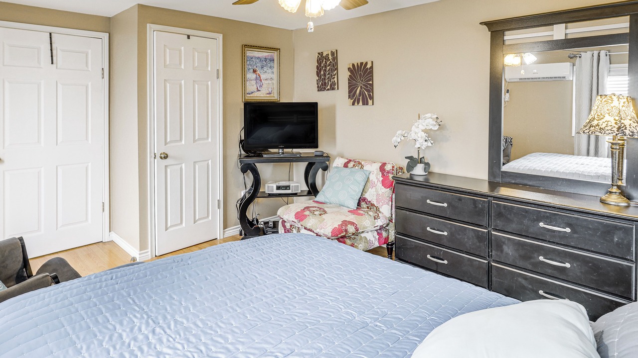 Photo of Bedroom in San Benito