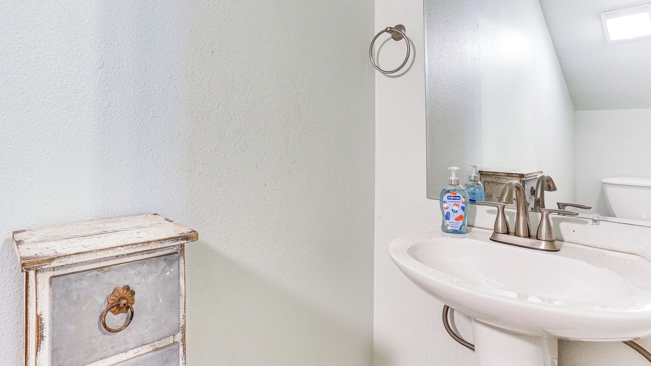 Photo of Bathroom in Brookeland
