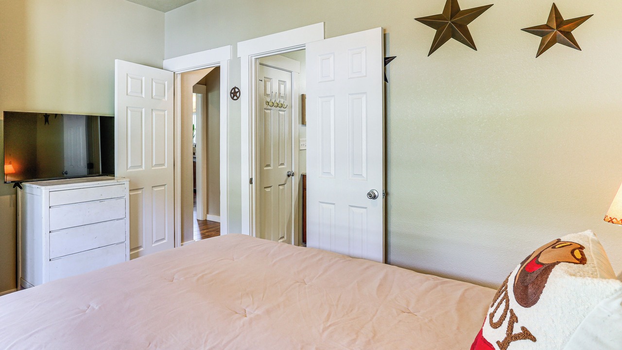 Photo of Bedroom in Brookeland