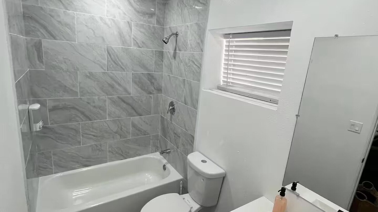 Photo of Bathroom in Sawmill Area