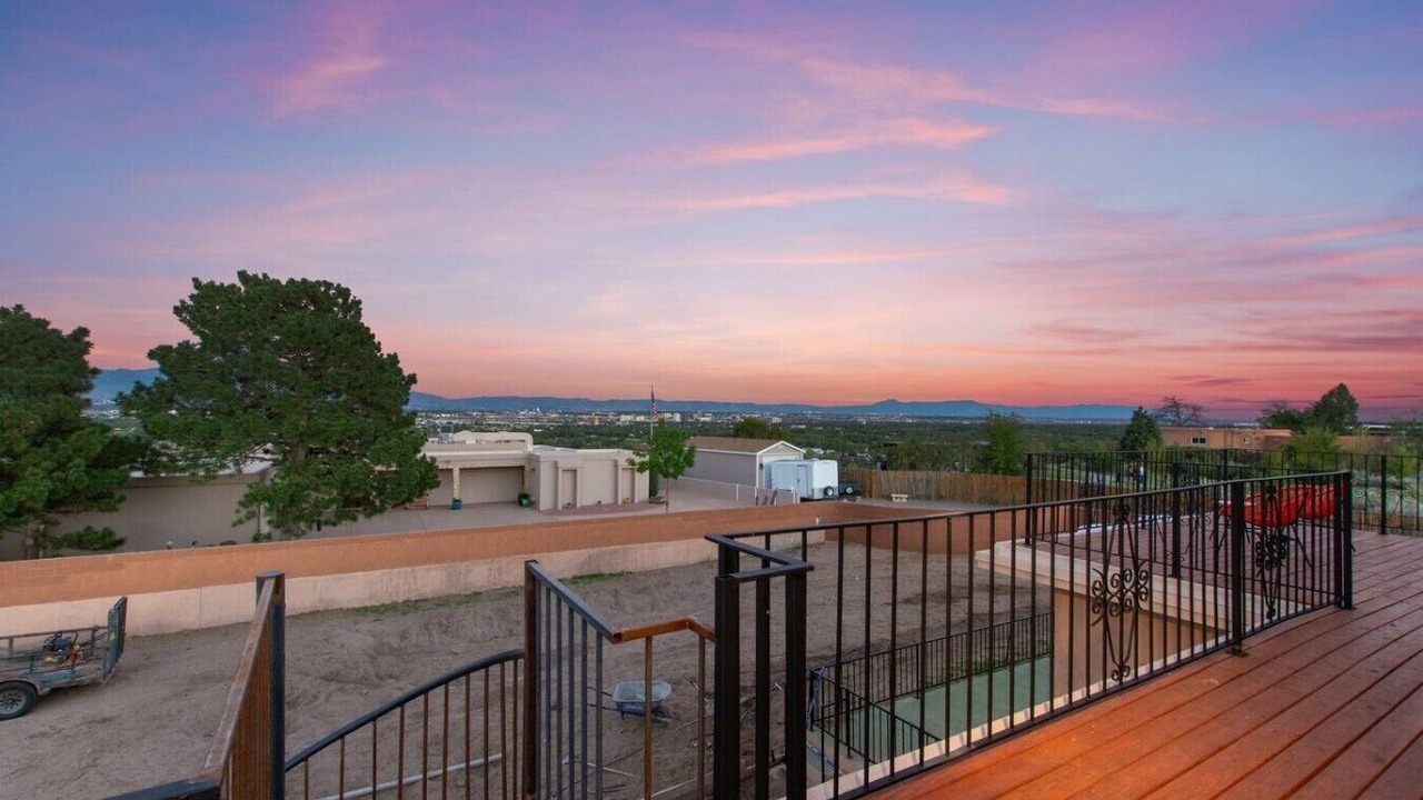 Photo of Patio Balcony in West Bluff