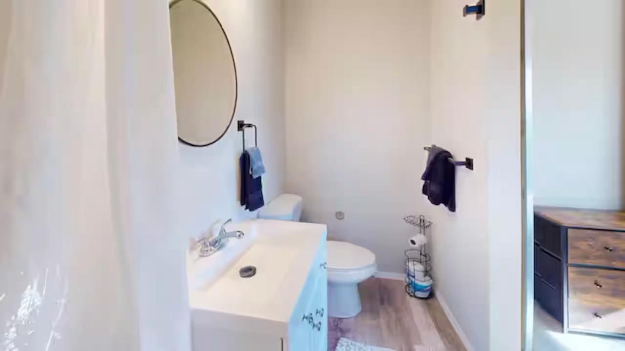 Photo of Bathroom in Albuquerque