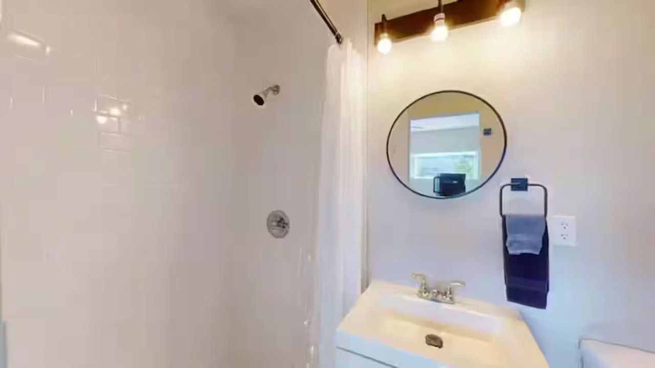 Photo of Bathroom in Albuquerque