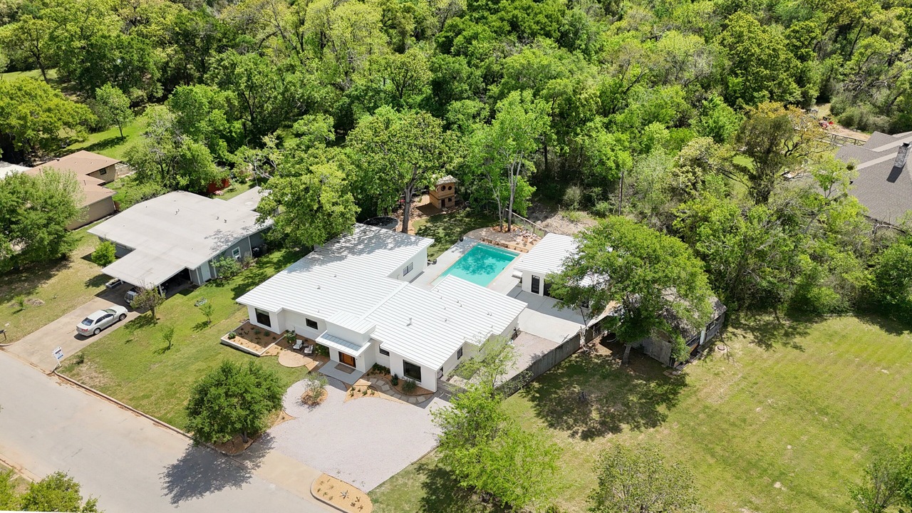 Photo of Outdoor in Garden Acres