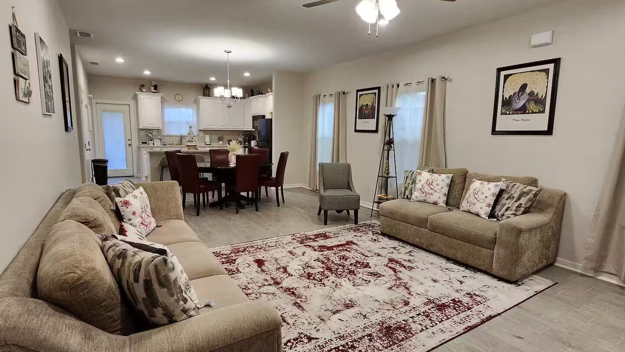 Photo of Livingroom in McAllen