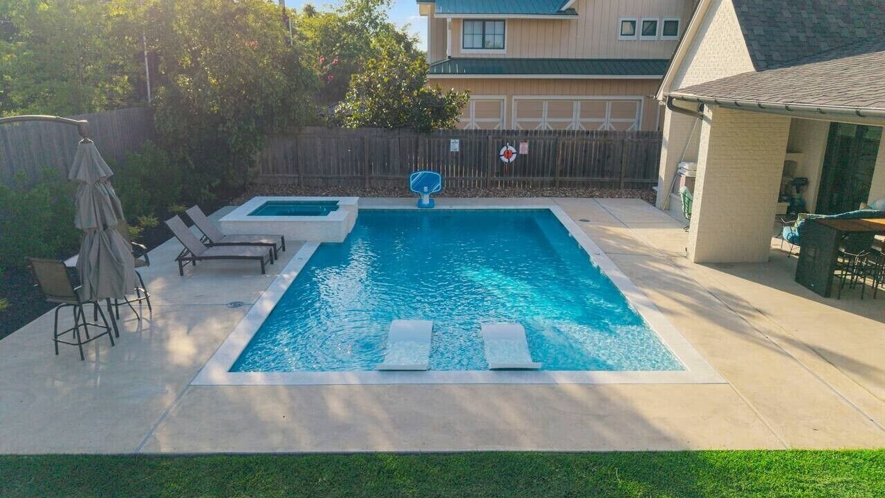 Photo of Outdoor in Holick