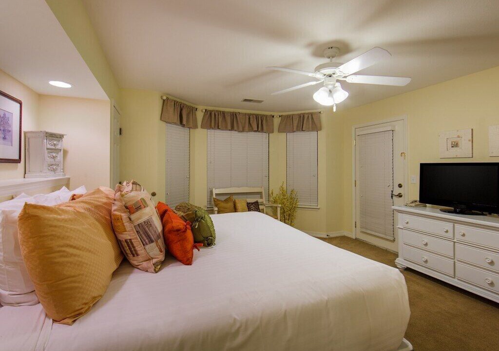 Photo of Bedroom in Branson