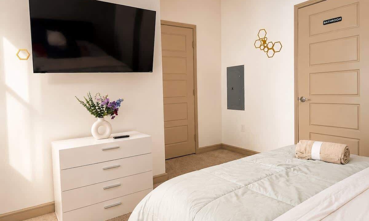 Photo of Bedroom in Las Colinas
