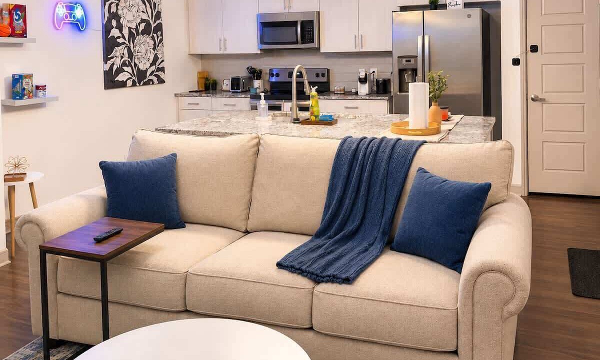 Photo of Livingroom in Las Colinas