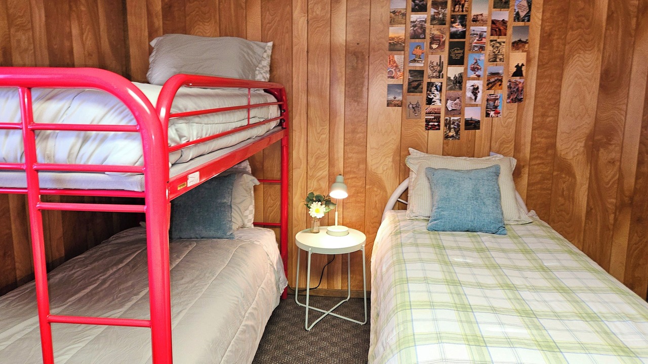 Photo of Bedroom in Colorado City