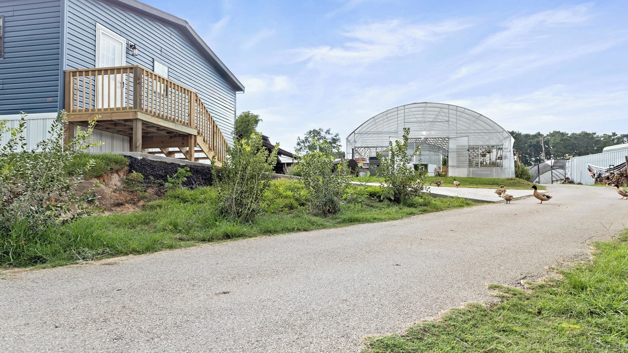 Photo of Outdoor in Voth