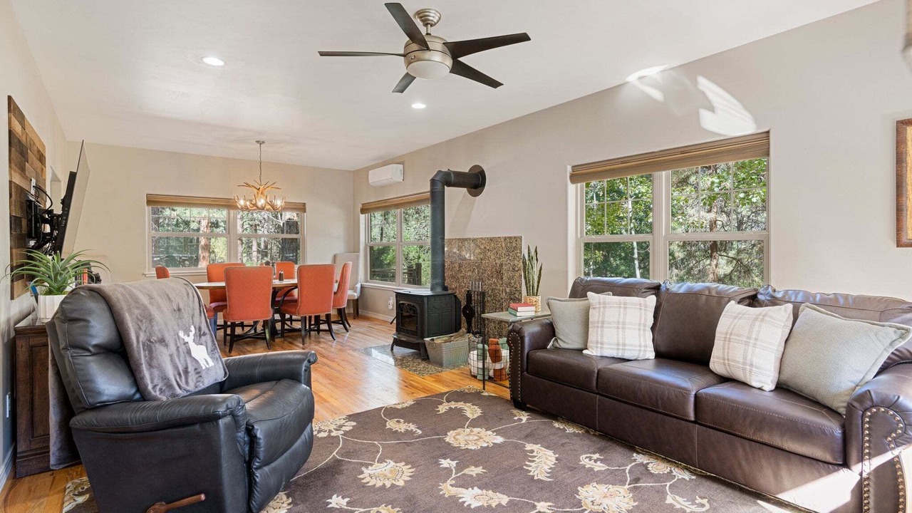 Photo of Bedroom in Edgemont Ranch