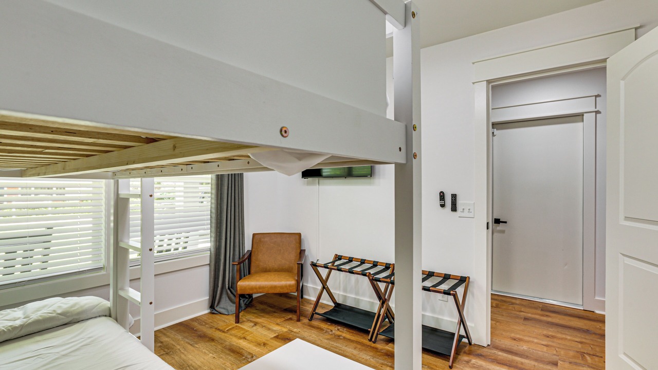 Photo of Bedroom in Tallahassee