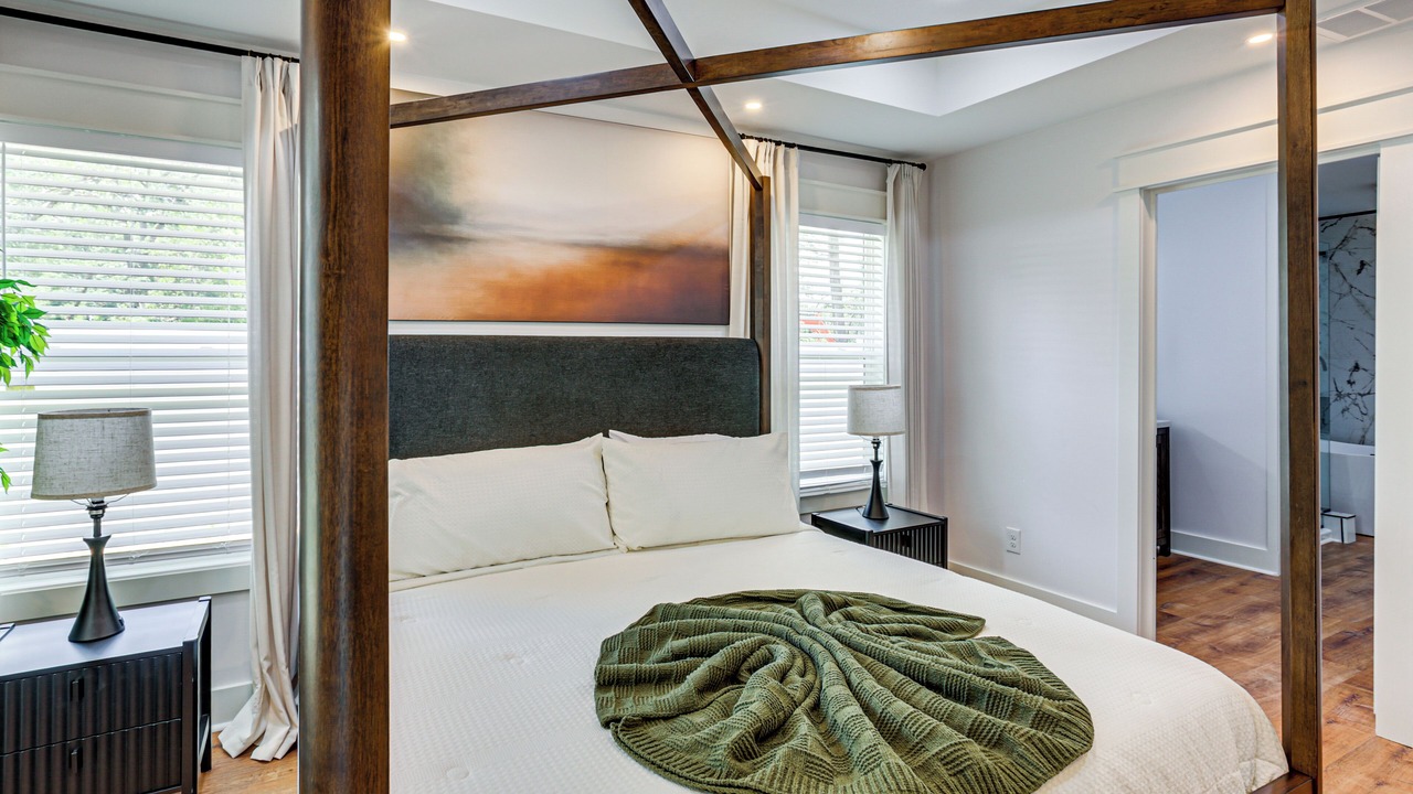 Photo of Bedroom in Tallahassee