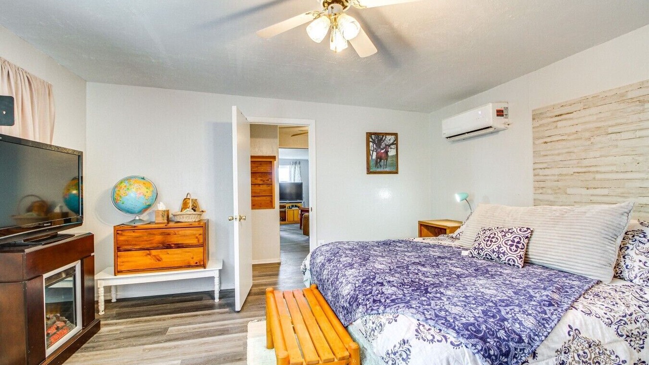 Photo of Livingroom in Bosque Farms