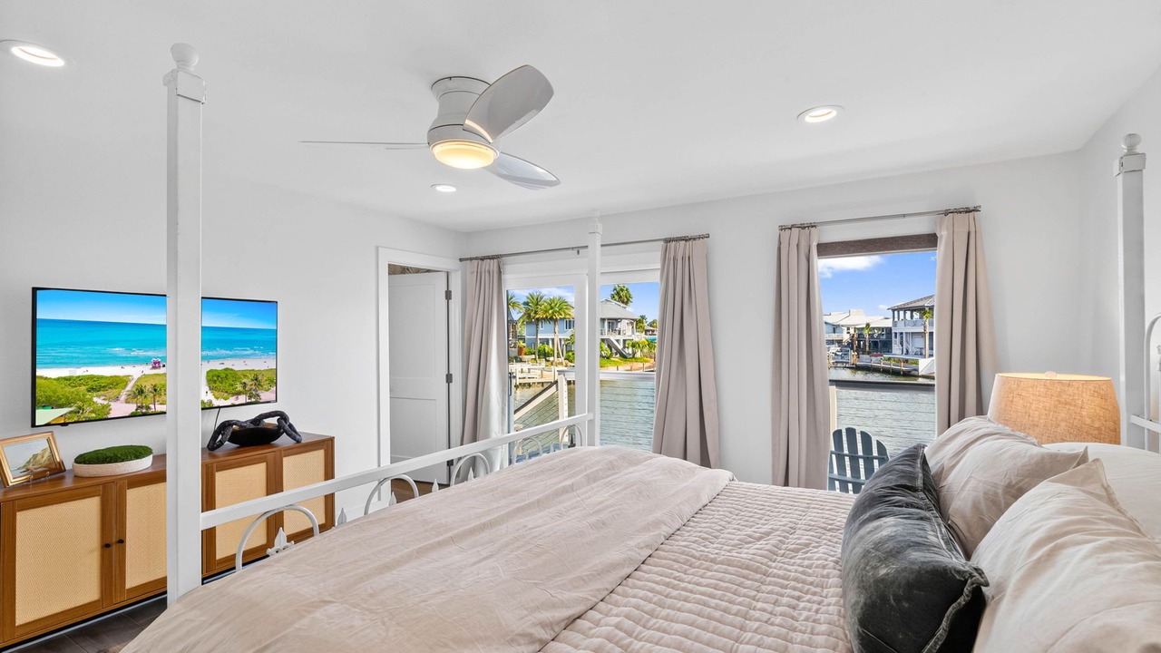 Photo of Bedroom in Key Allegro