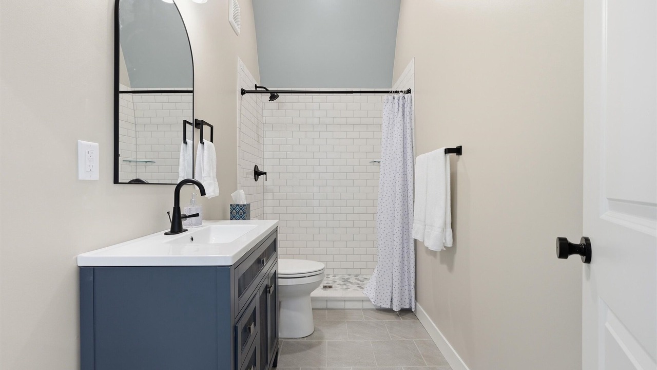 Photo of Bathroom in Pleasant Hill