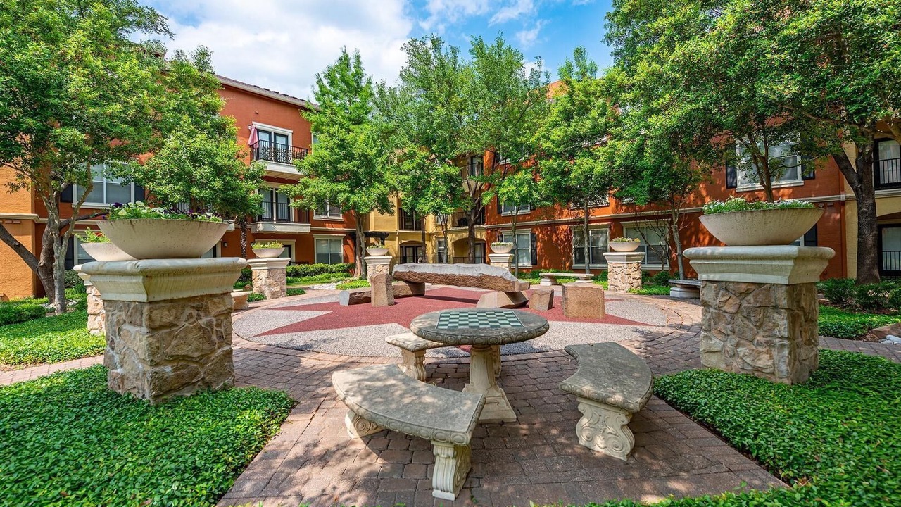 Photo of Patio Balcony in Las Colinas