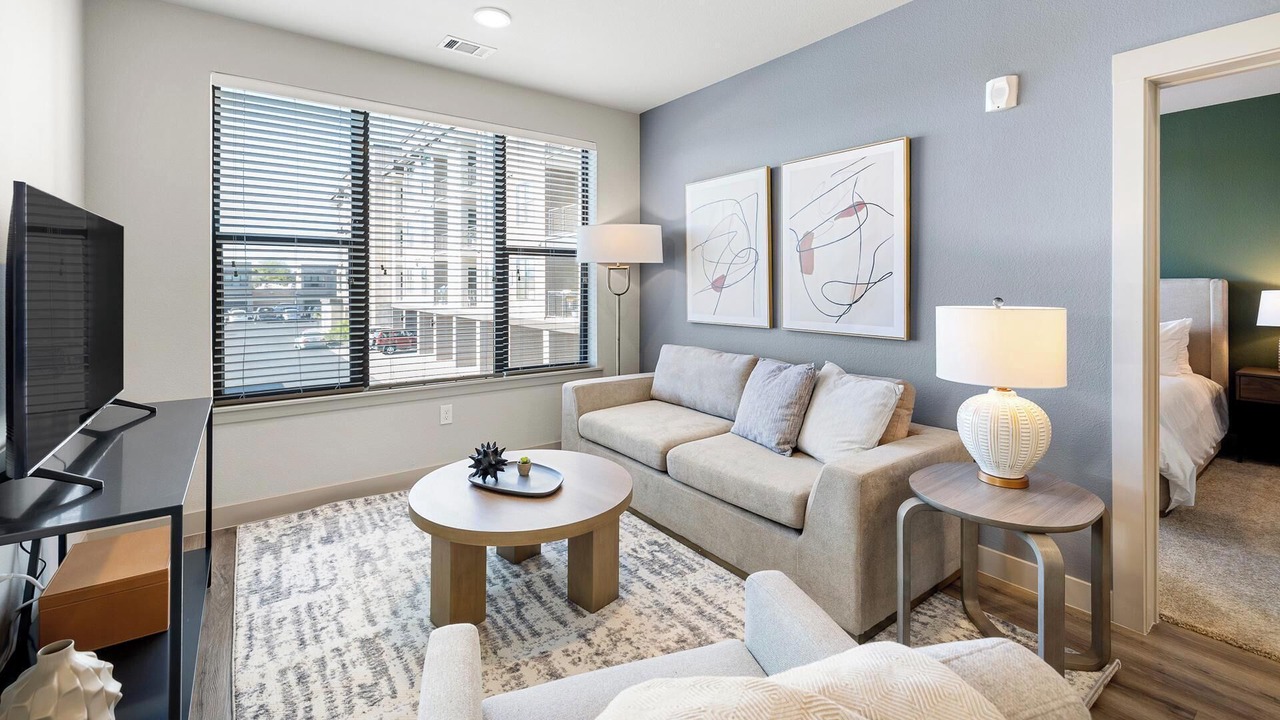 Photo of Livingroom in Las Colinas
