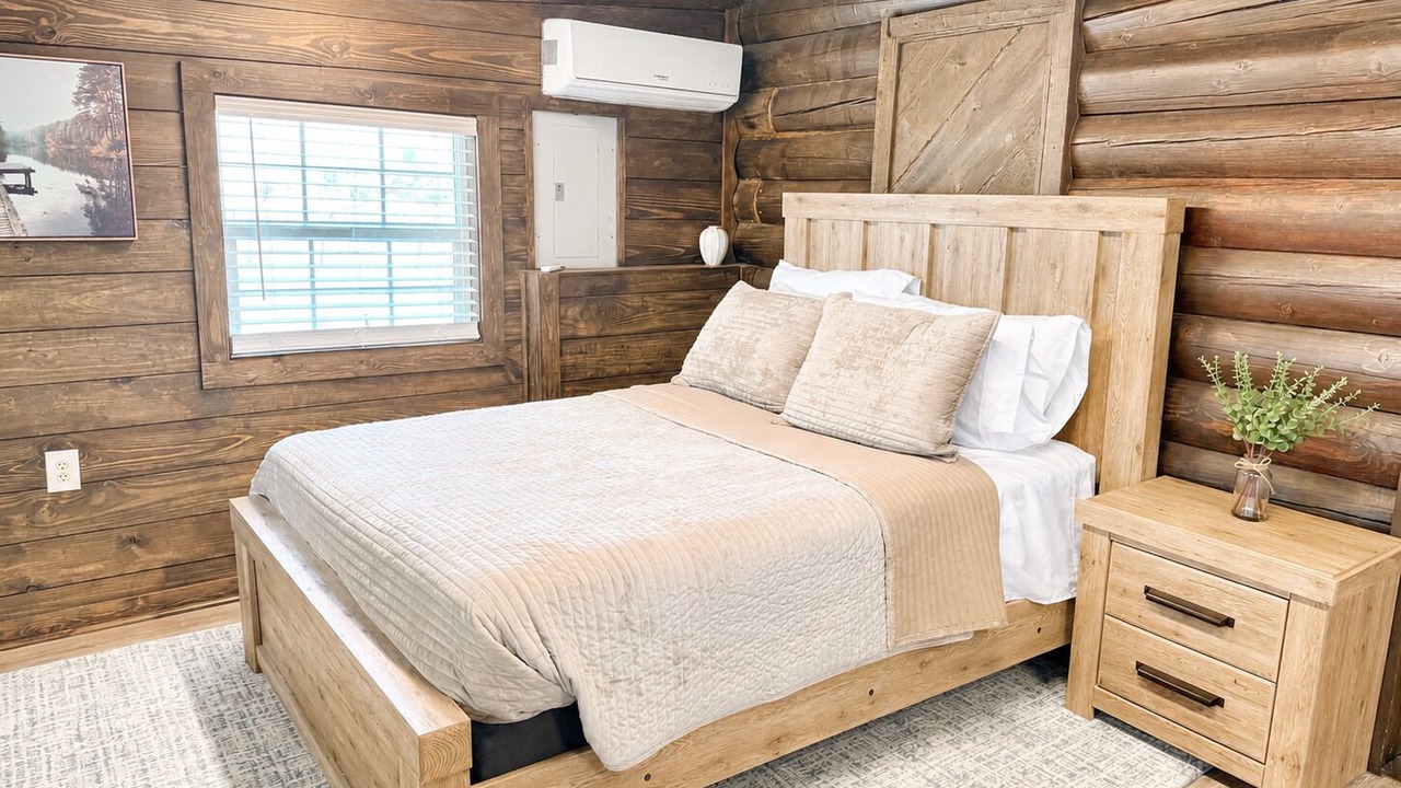 Photo of Bedroom in Anson