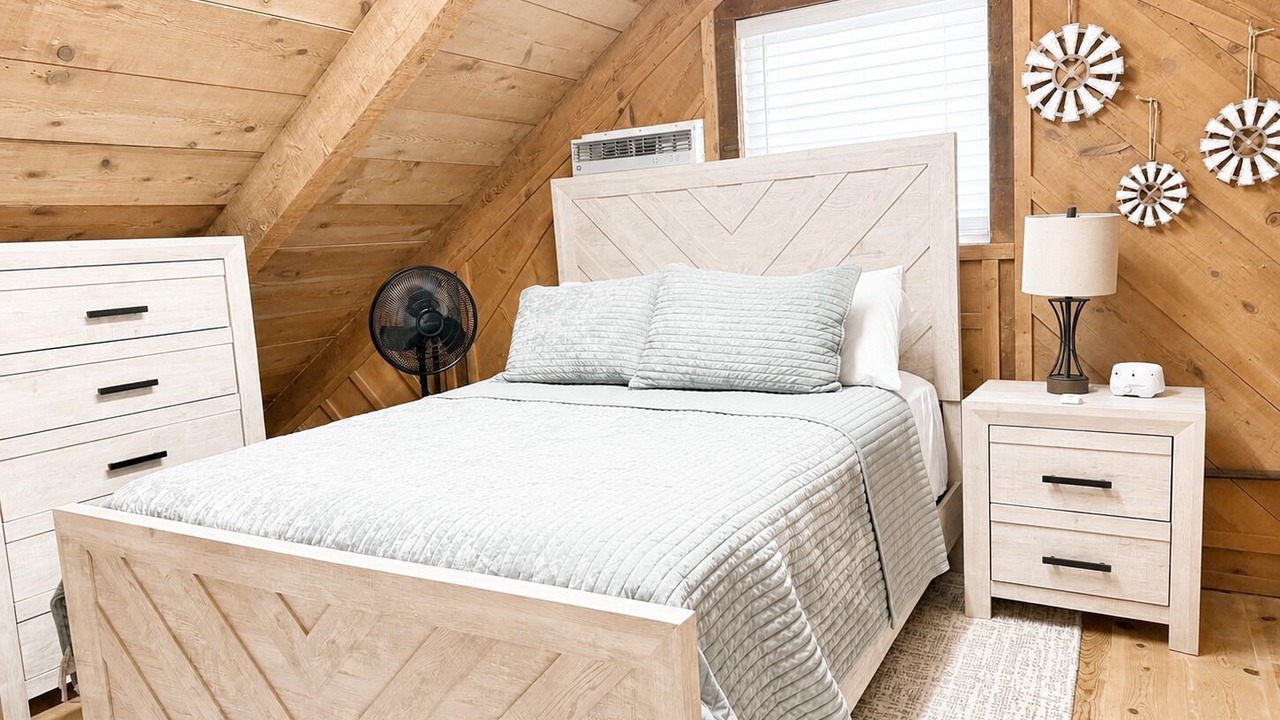 Photo of Bedroom in Anson