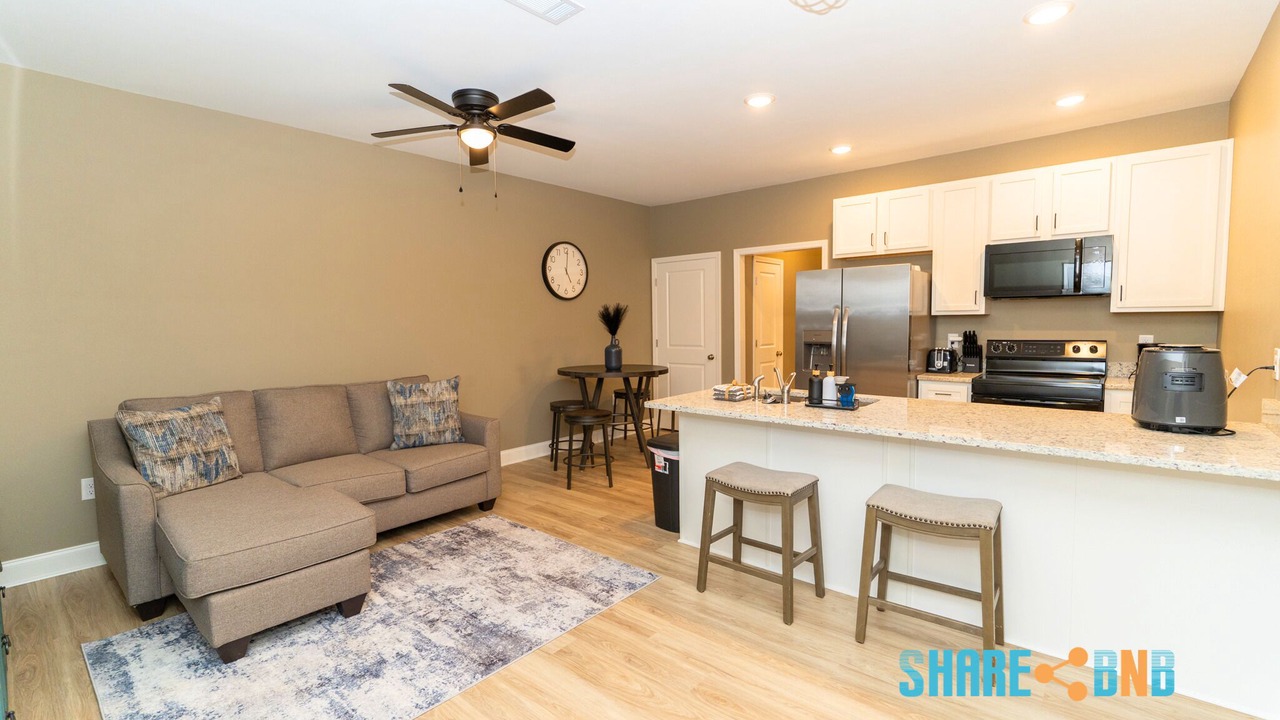 Photo of Livingroom in Jacksonville